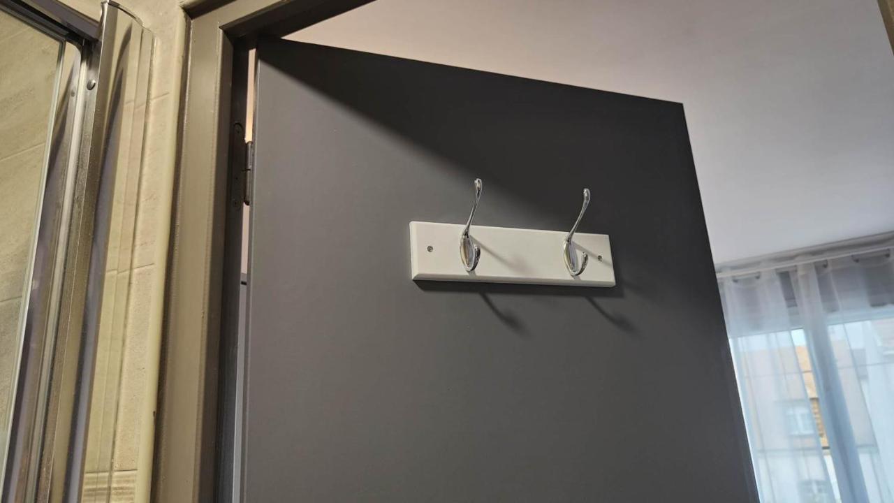 Chambre Pour 2 Personnes Avec Lit Separe Dans La Banlieue Parisienne Bondy Exterior photo